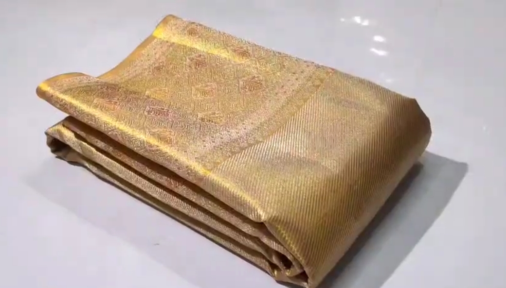 Beige Kanchipuram Handloom Tissue Brocade Silk Saree