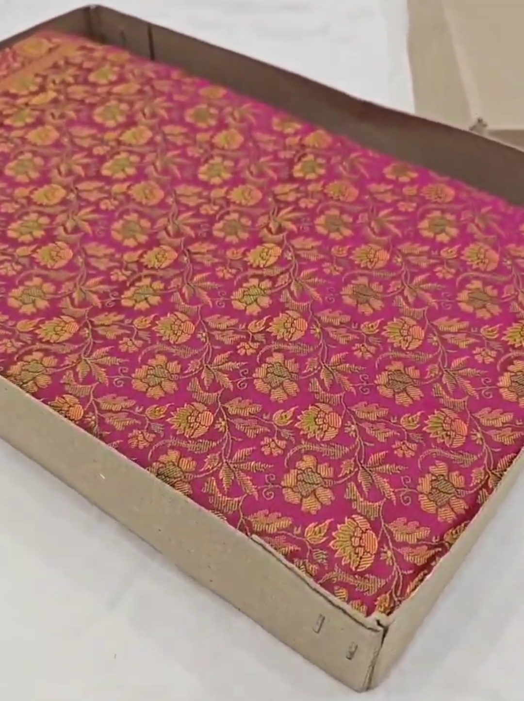 Dark Pink Banarasi Semi Katan Silk Tanchoi Brocade Saree