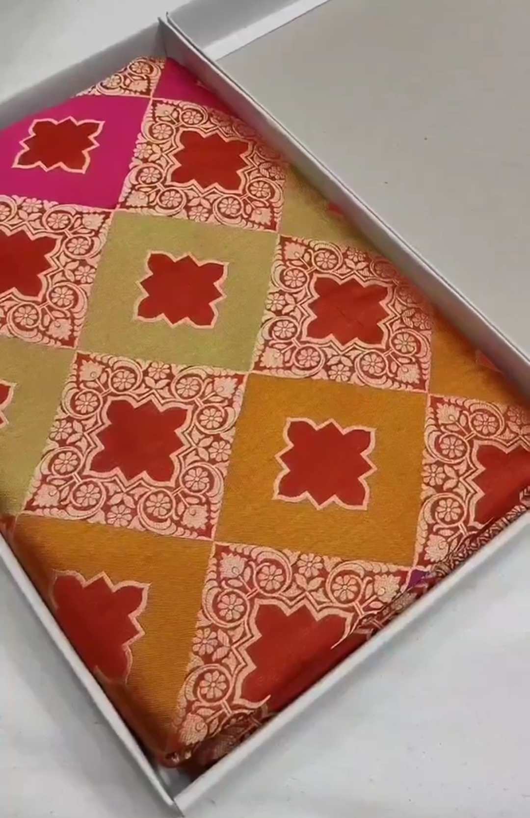 Orange  Banarasi Handloom Katan Silk Rangkaat Meenakari Saree