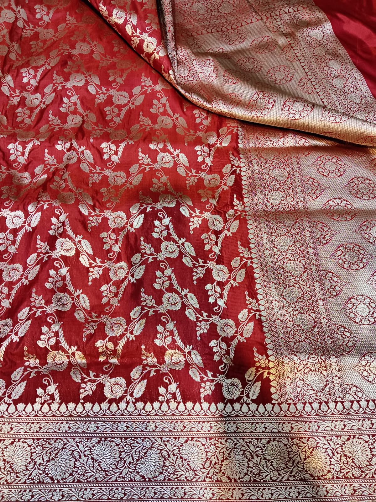 Red Banarasi Handloom Katan Silk Saree