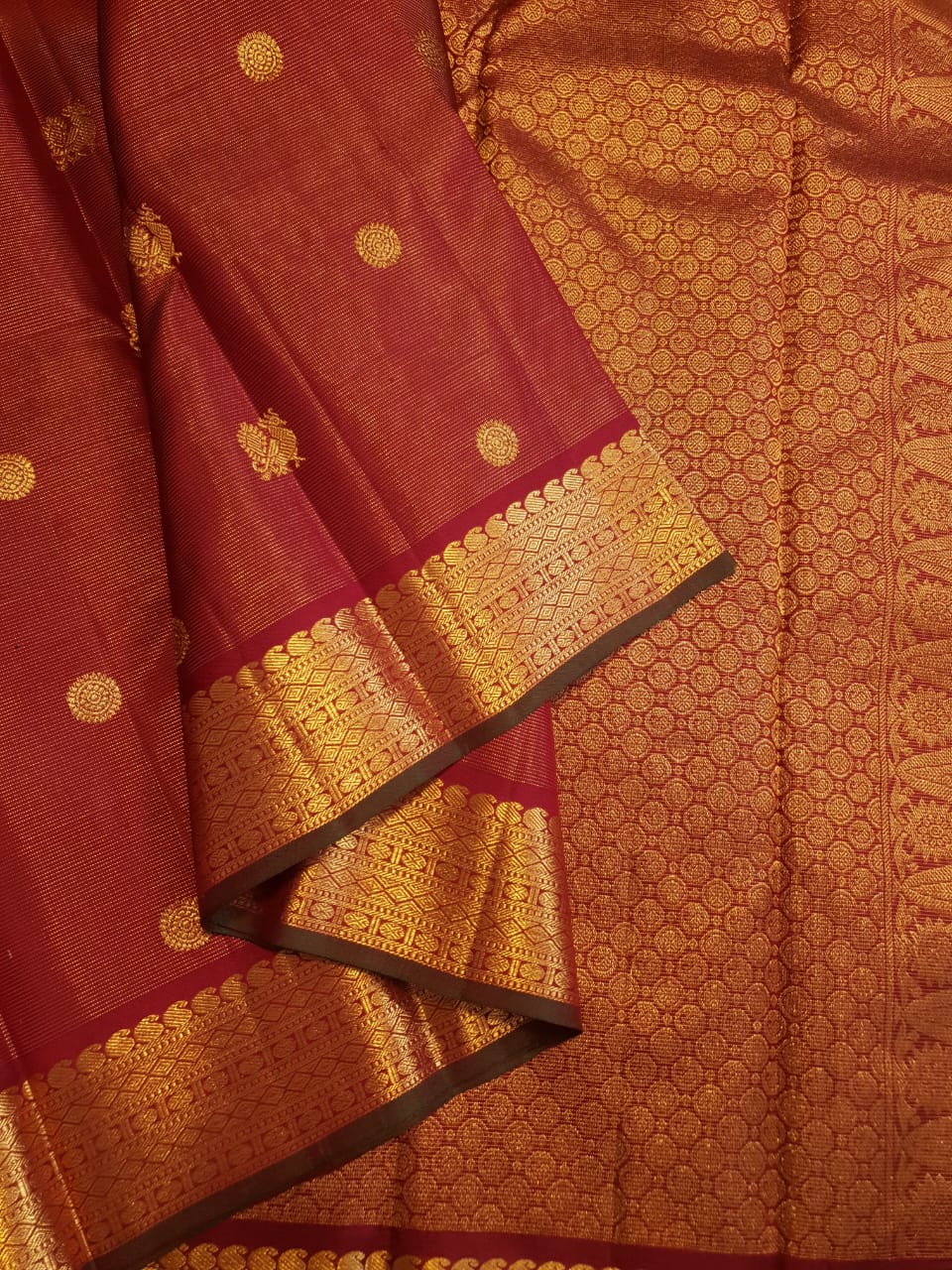 Rustic Red Kanchipuram Handloom 2G Pure Gold Vairaoosi Silk Saree