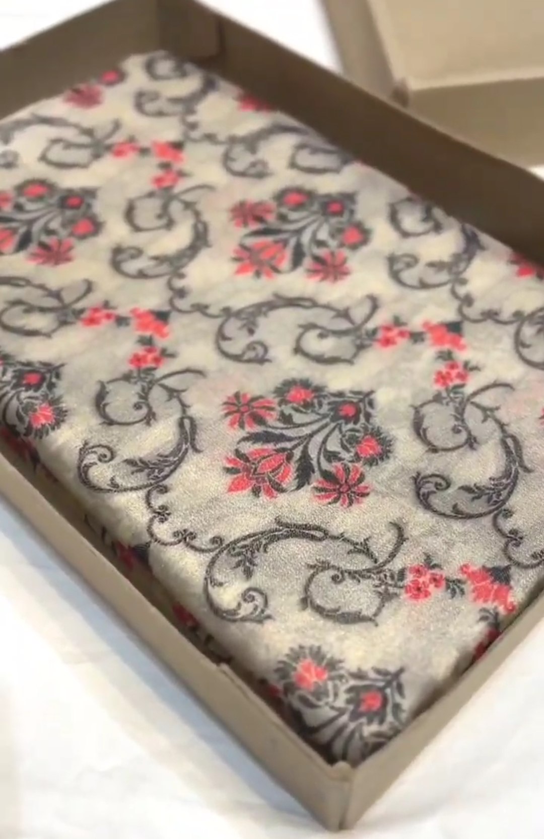 Beige Banarasi Soft Tissue Silk Meenakari Saree