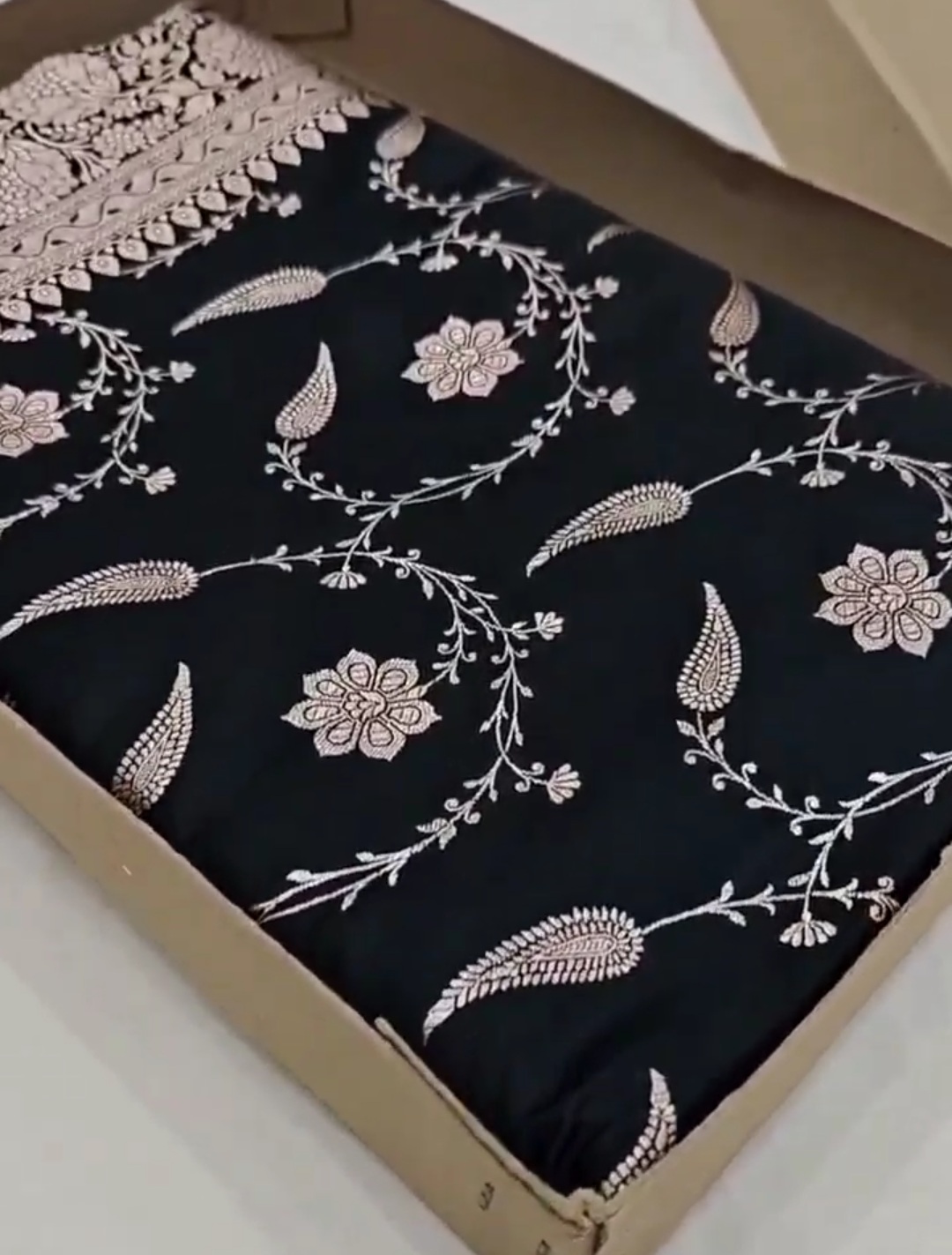 Black Banarasi Mashru Soft Silk Saree