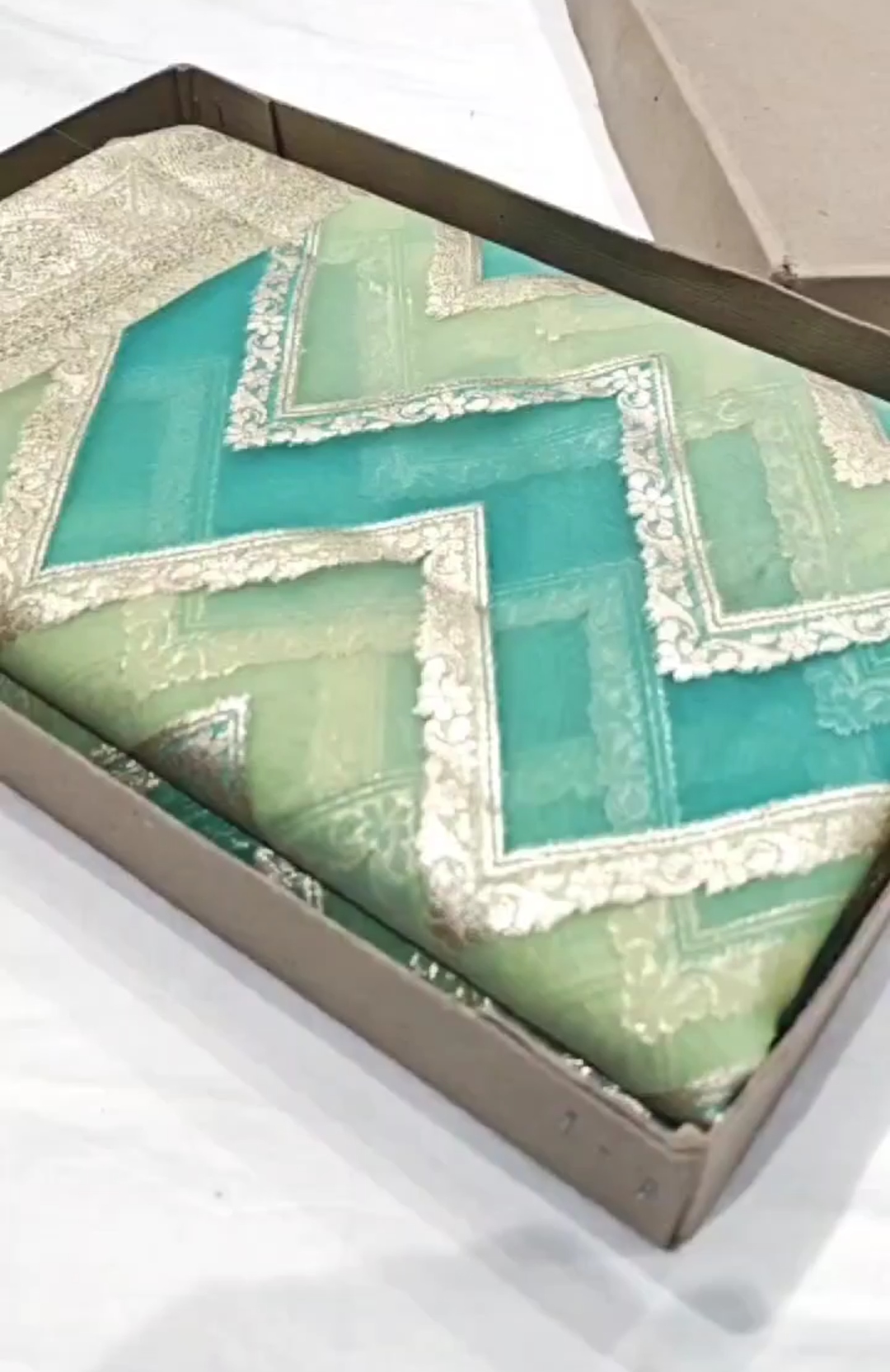 Pastel Green Banarasi Handloom Rangkat Kora Tissue Silk Saree