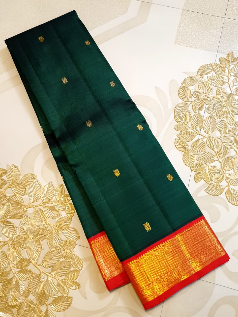 Dark Green Kanchipuram Handloom 2G Gold Pattu Silk Saree