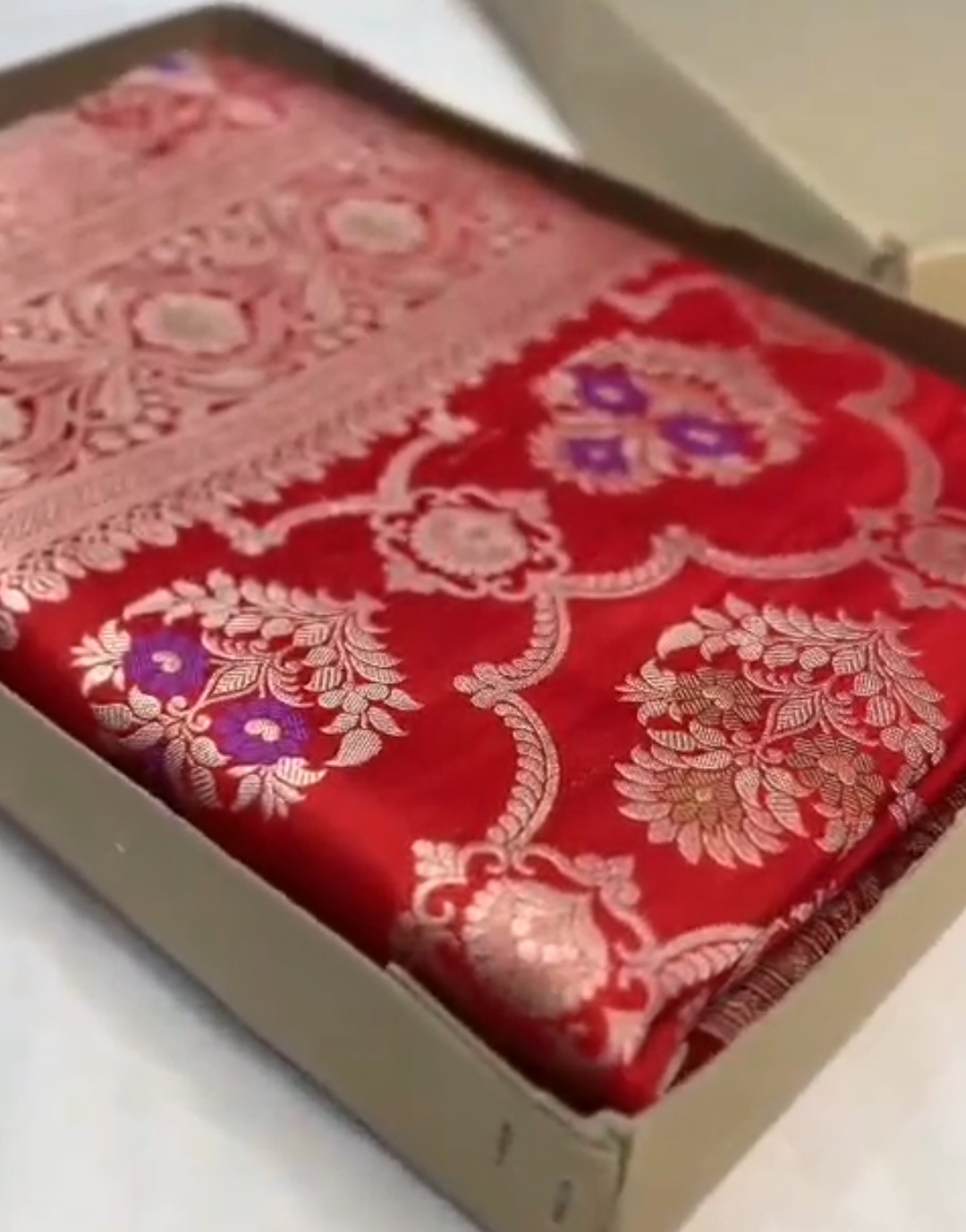 Rustic Red Banarasi Handloom Katan Silk Meenakari Saree